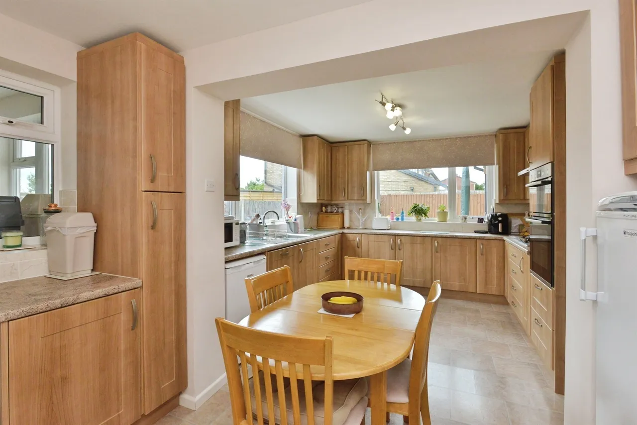 Glebe Road, Deanshanger, MK19, photo 11