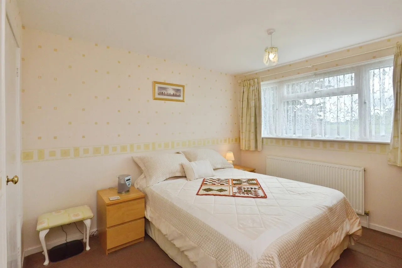 Glebe Road, Deanshanger, MK19, photo 16