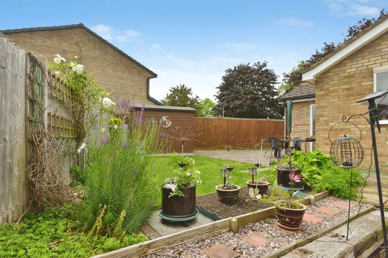 Glebe Road, Deanshanger, MK19, photo 22