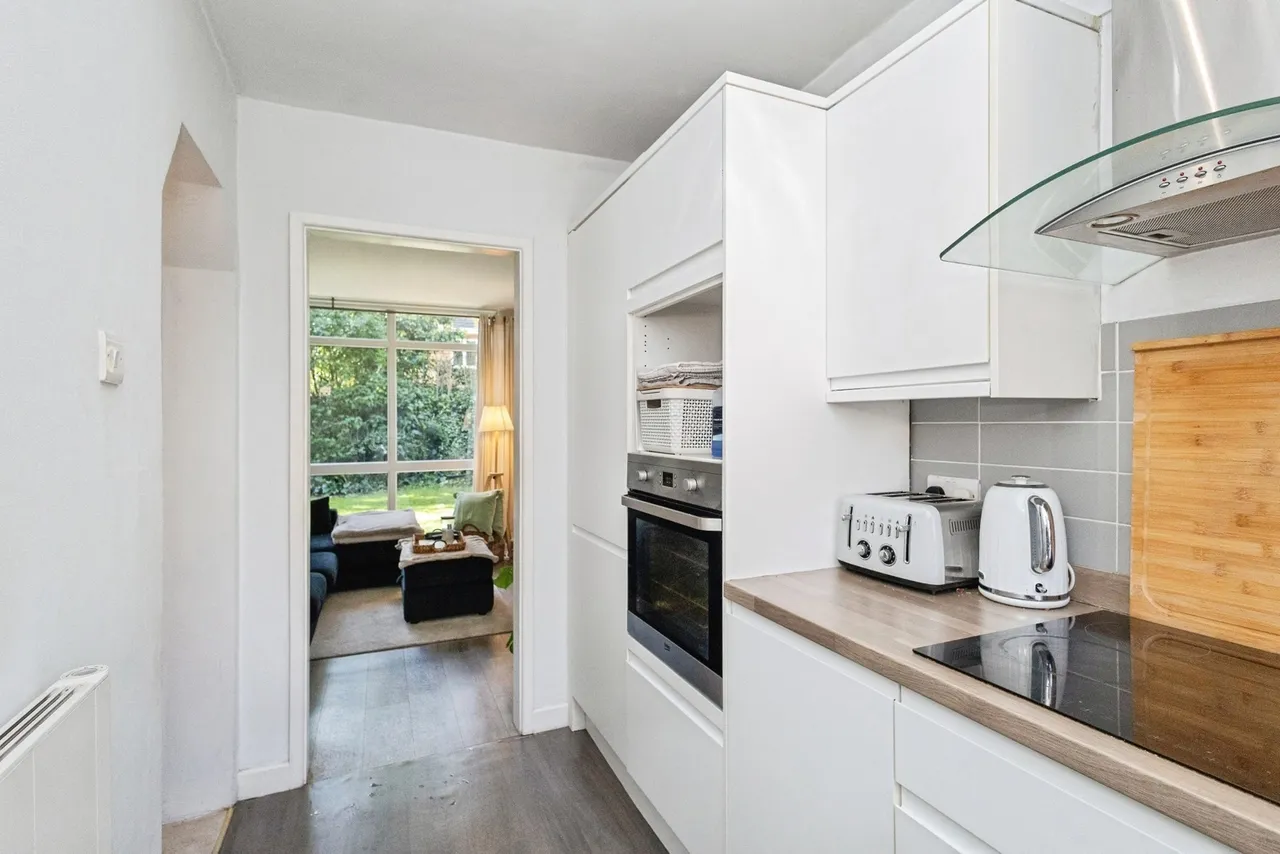 Albany Court, Redcar Avenue, Manchester, Greater Manchester, M20, photo 6