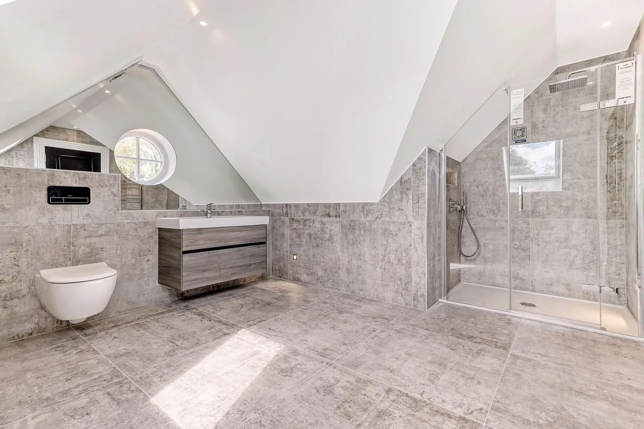 Ridgeway, Hutton Mount, CM13, photo 14