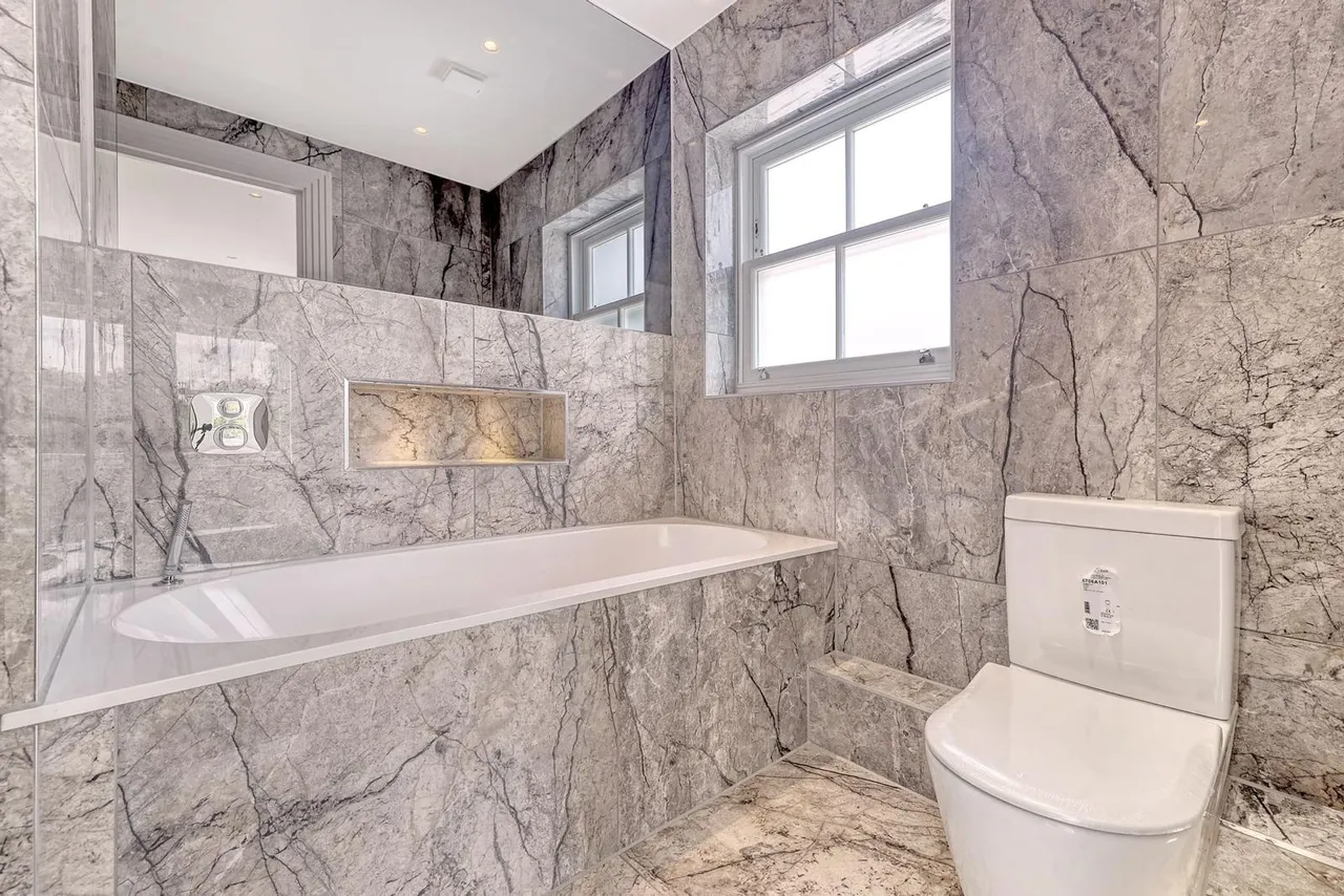 Ridgeway, Hutton Mount, CM13, photo 15