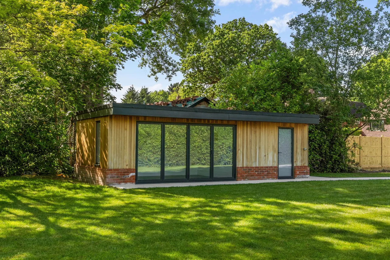 Ridgeway, Hutton Mount, CM13, photo 28
