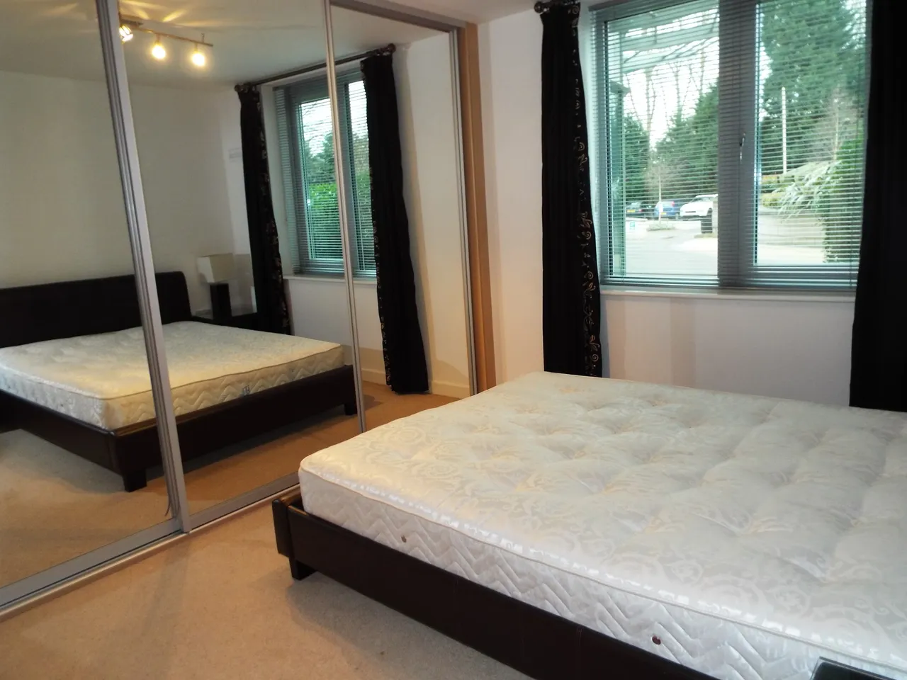 River Crescent, Nottingham, NG2, photo 4