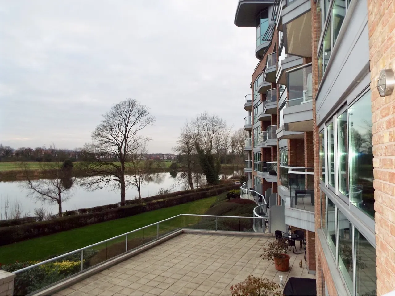 River Crescent, Nottingham, NG2, photo 8
