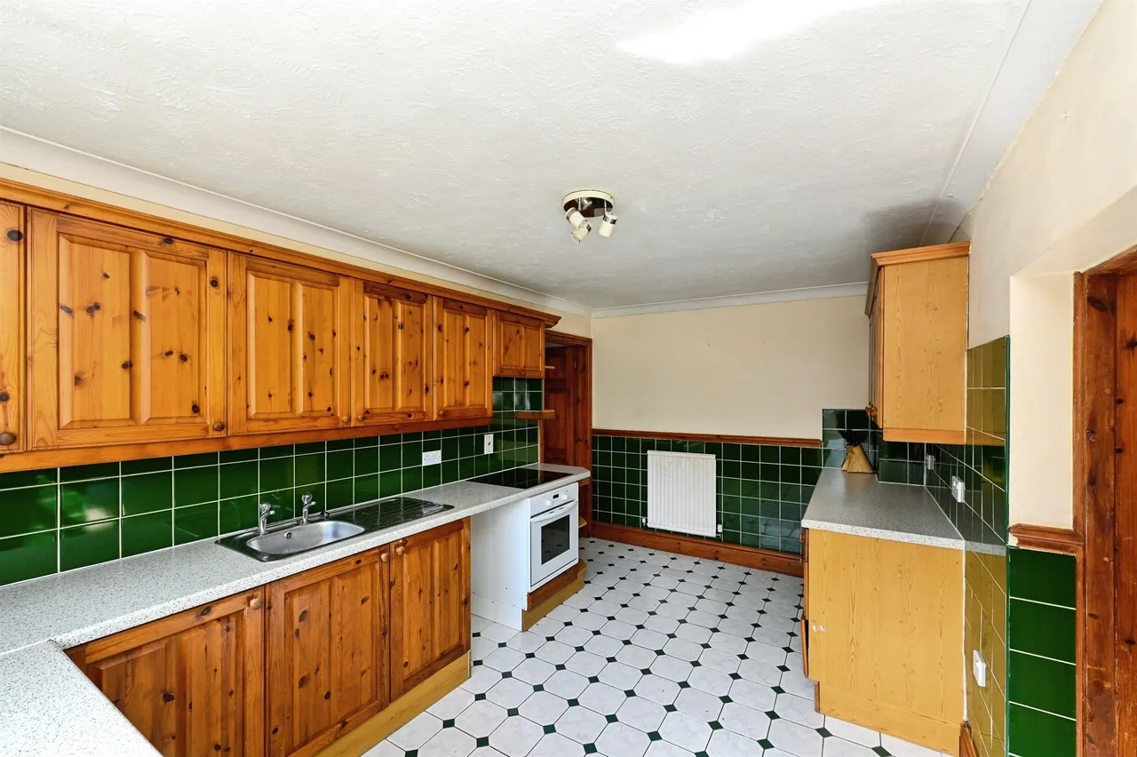 Lynn Road, Setchey, PE33, photo 5