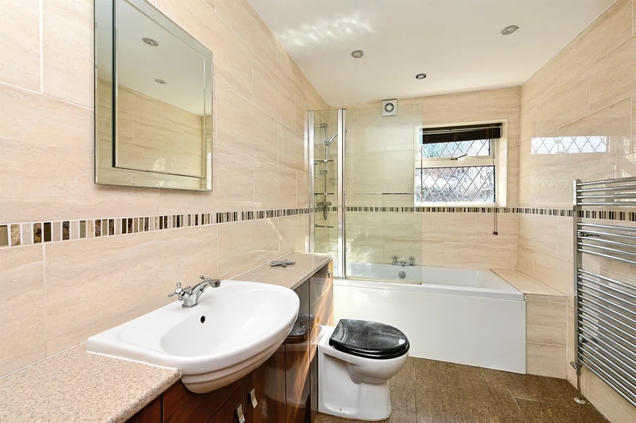 Lynn Road, Setchey, PE33, photo 12