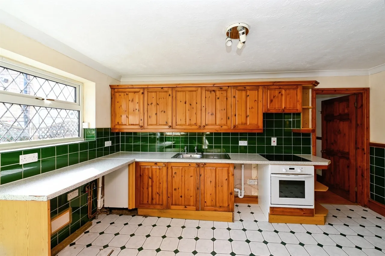 Lynn Road, Setchey, PE33, photo 4