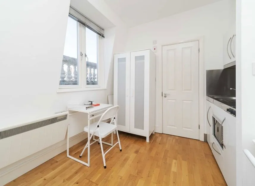 Castletown Road, West Kensington, W14, photo 3