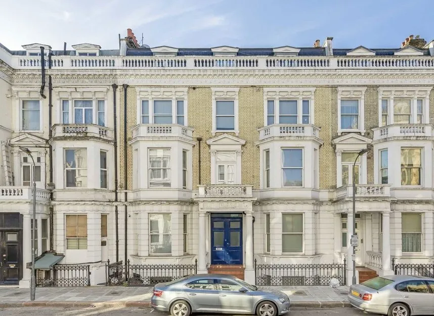 flat to rent — Castletown Road, West Kensington, W14