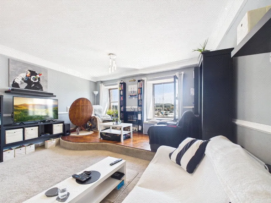 Hawkers Avenue, Plymouth, PL4, photo 3