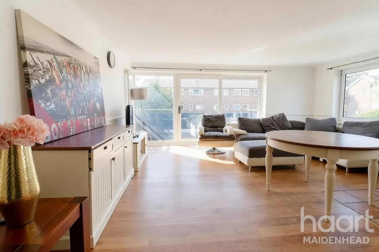 Denham Close, Maidenhead, SL6, photo 5