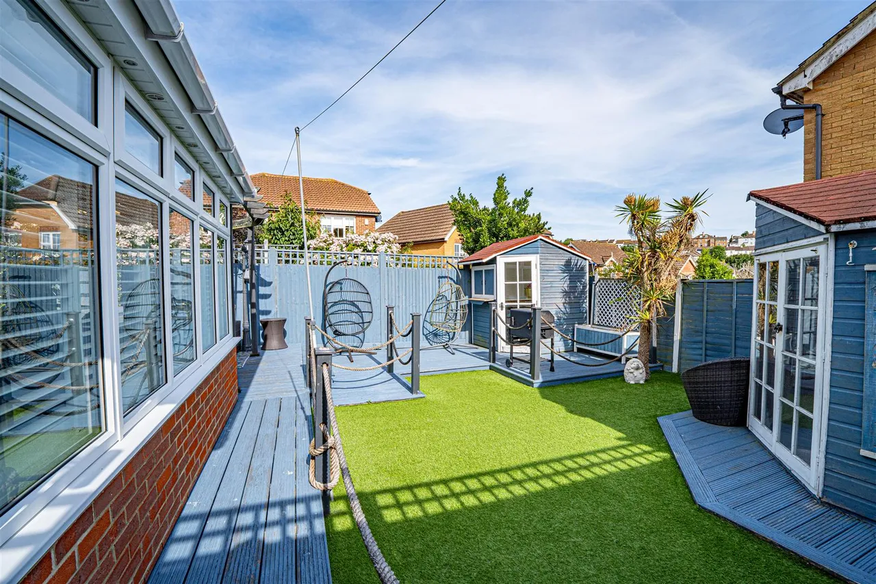 Cookson Gardens, Hastings, photo 9