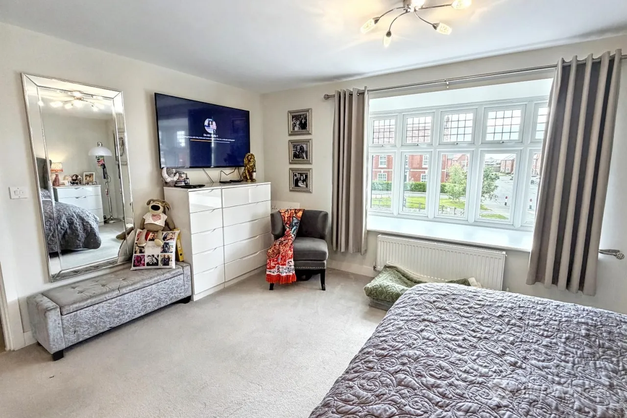 Russett Avenue, Manor Fields, CV11, photo 16