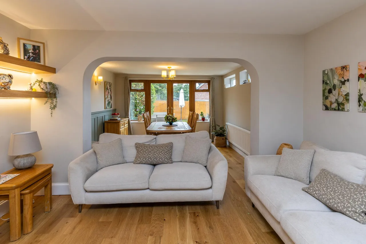 Bryn Gryffydd, Wrexham, LL12, photo 7