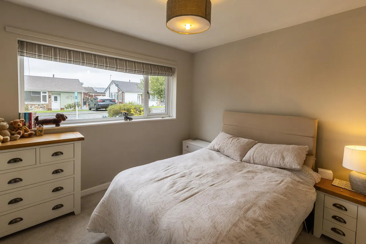 Bryn Gryffydd, Wrexham, LL12, photo 11