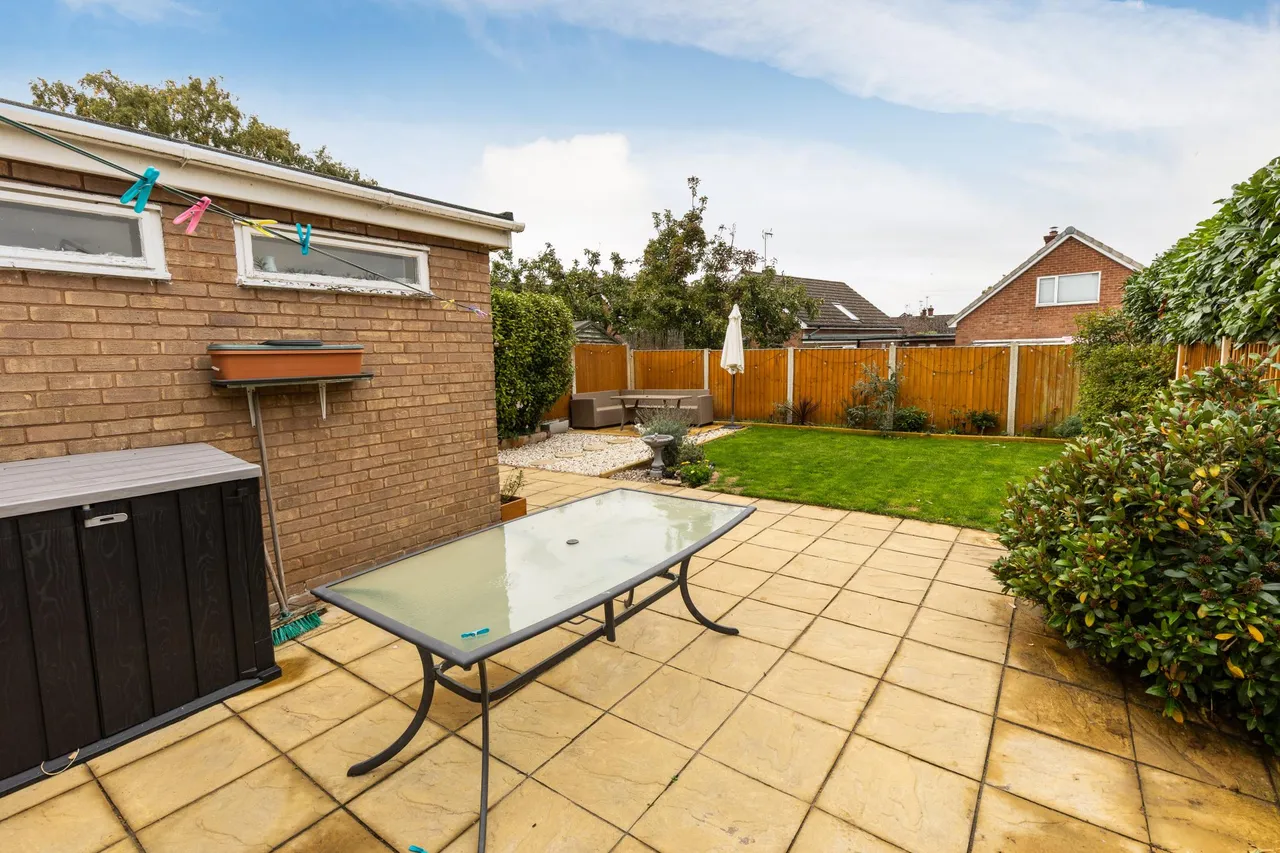 Bryn Gryffydd, Wrexham, LL12, photo 19
