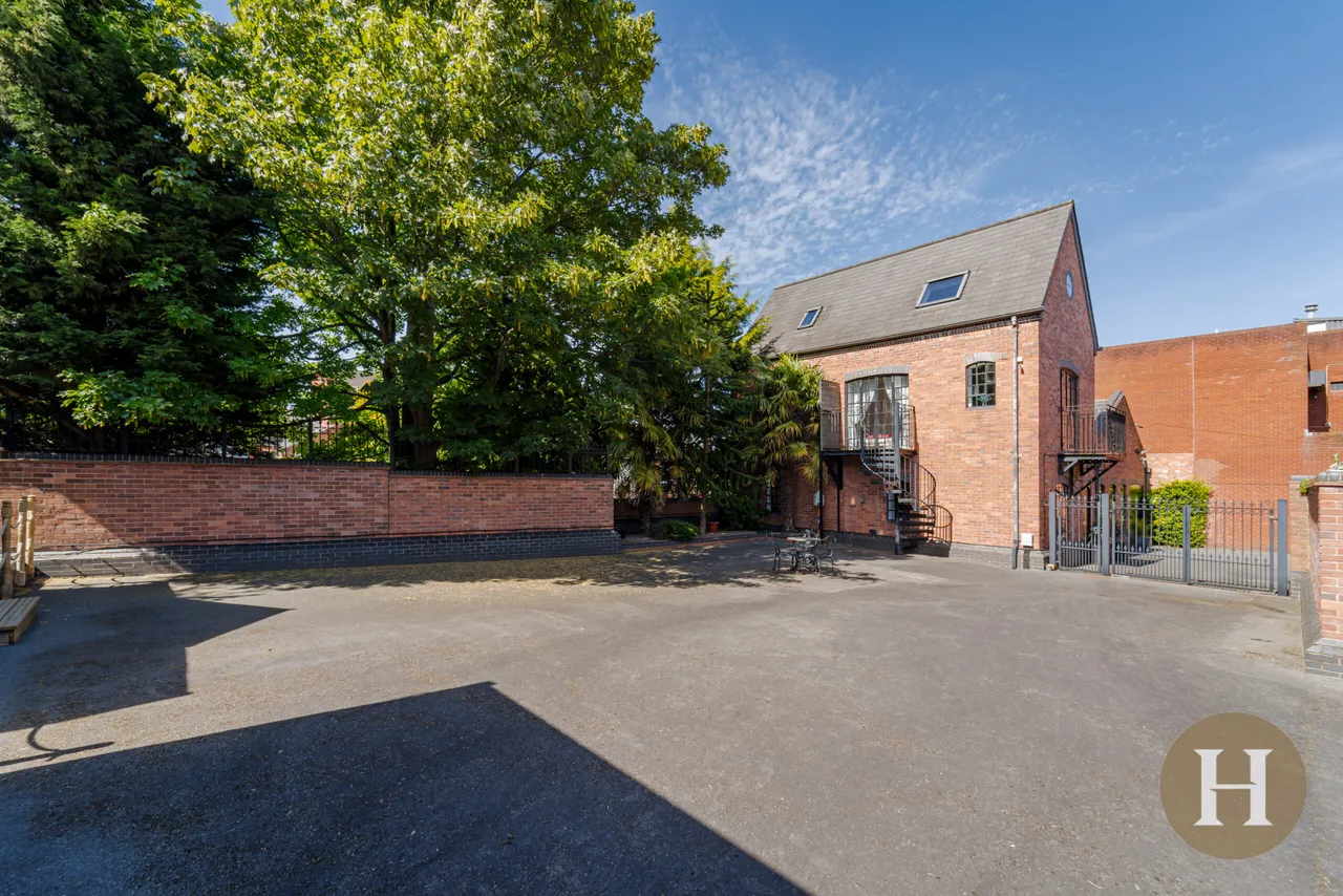 High Street, Harborne, B17, photo 36