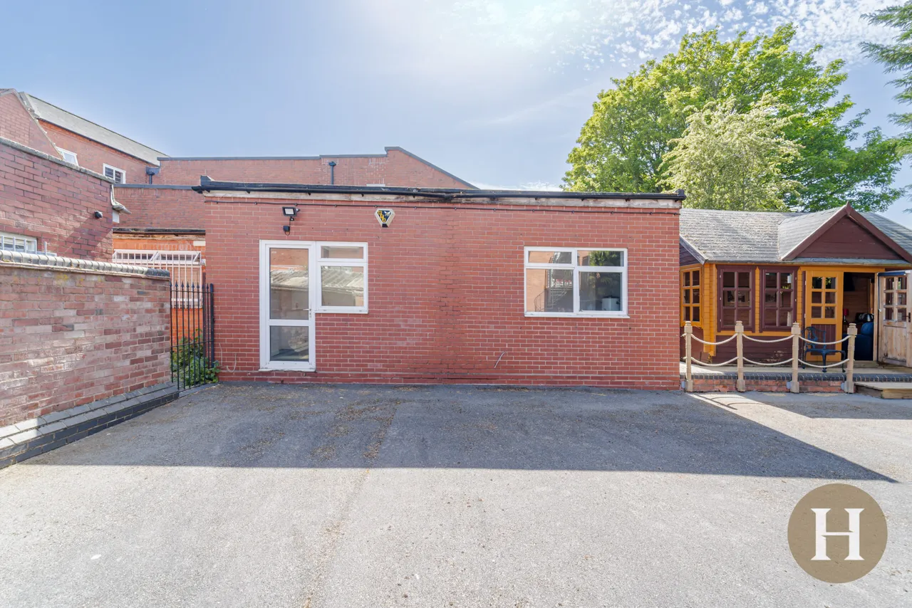 High Street, Harborne, B17, photo 29
