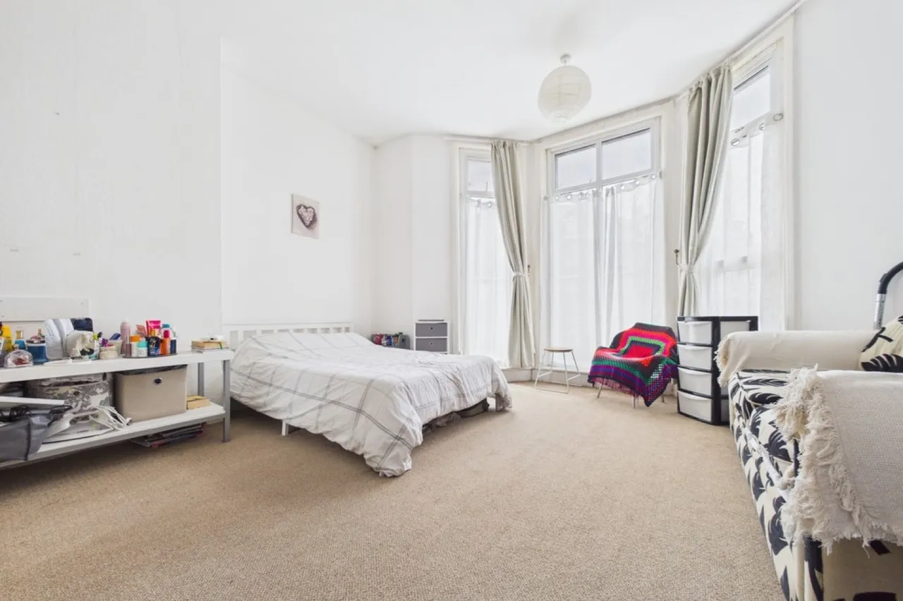 Trinity Crescent, Folkestone, photo 6
