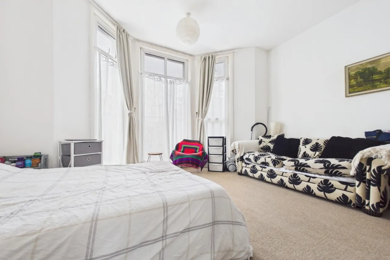 Trinity Crescent, Folkestone, photo 8