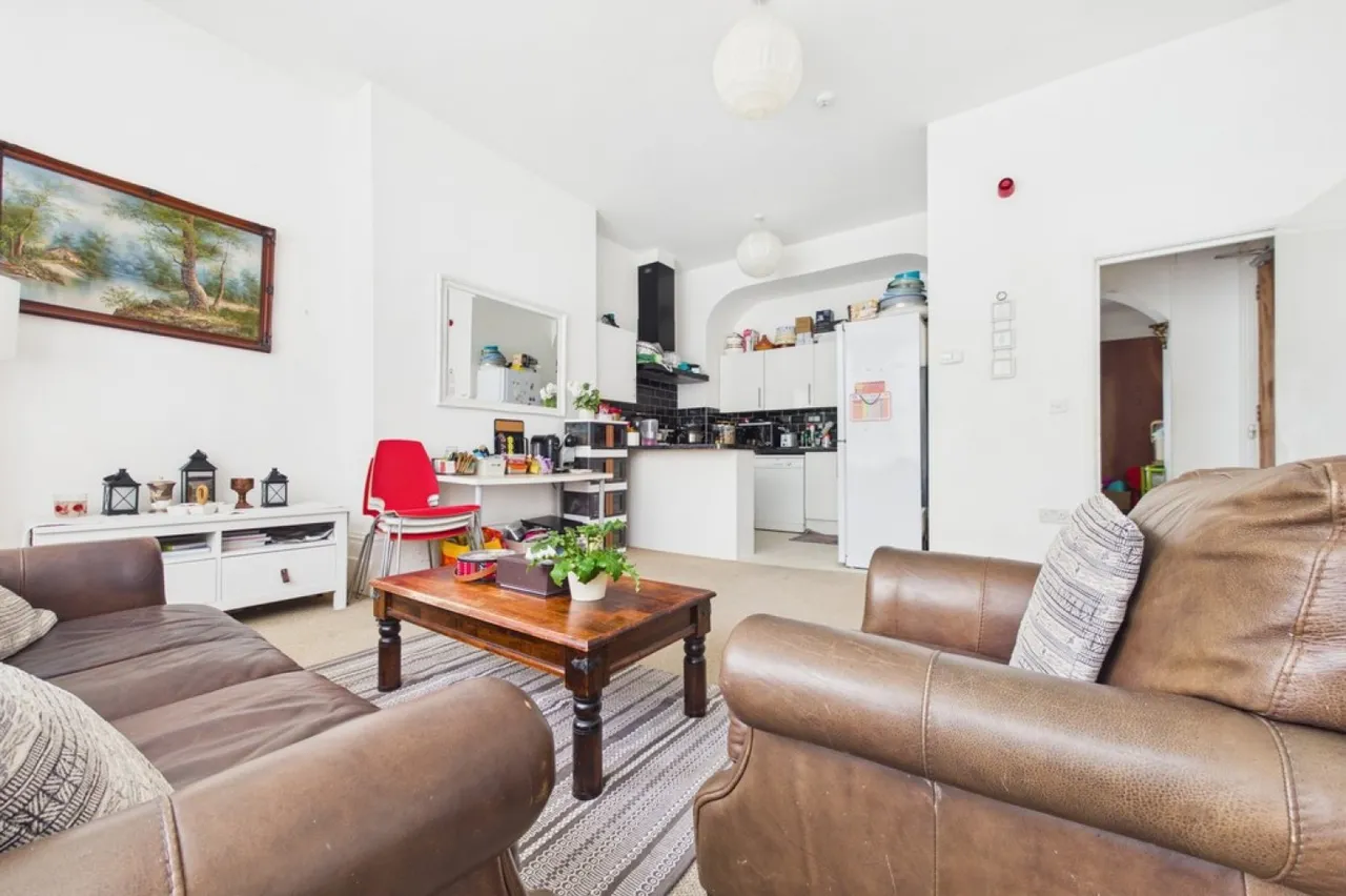 Trinity Crescent, Folkestone, photo 5