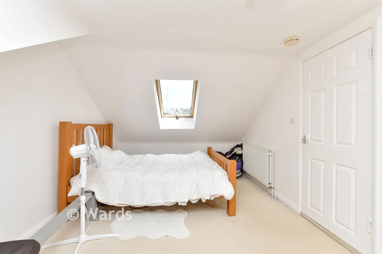Alexandra Road, Chatham, ME4, photo 2