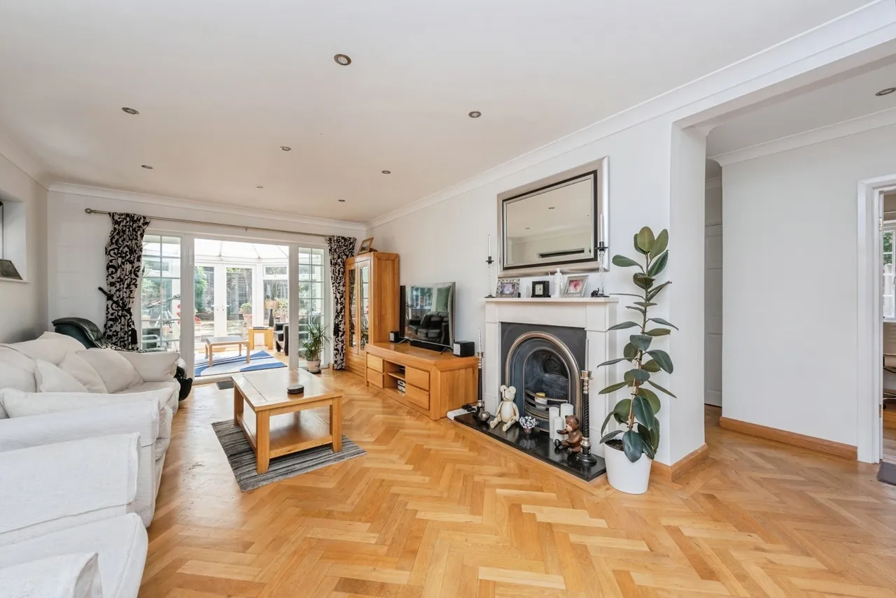 Cleveland Road, Worcester Park, KT4, photo 2