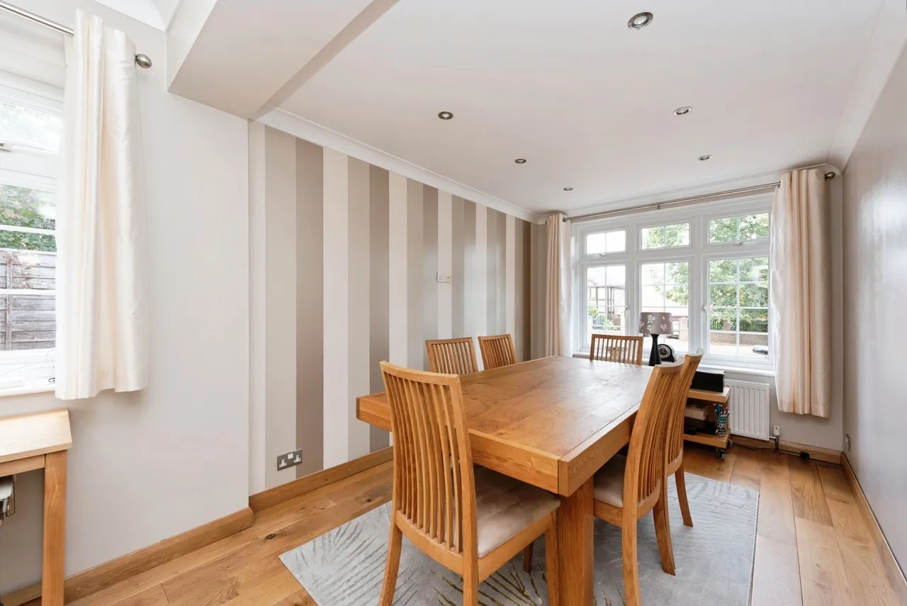 Cleveland Road, Worcester Park, KT4, photo 4