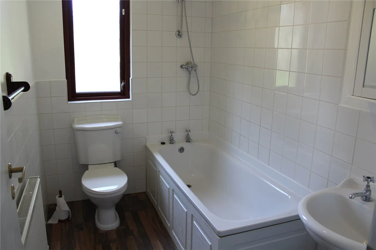 Menie Crescent, Balmedie, AB23, photo 5