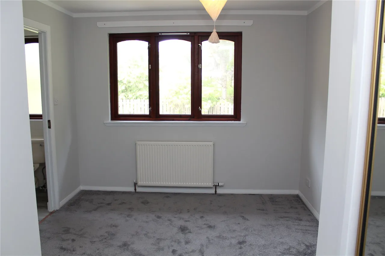 Menie Crescent, Balmedie, AB23, photo 8