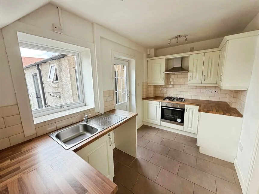 Church Balk, Edenthorpe, South Yorkshire, DN3, photo 6