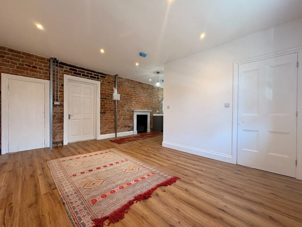 East Street, Pembridge, HR6, photo 2