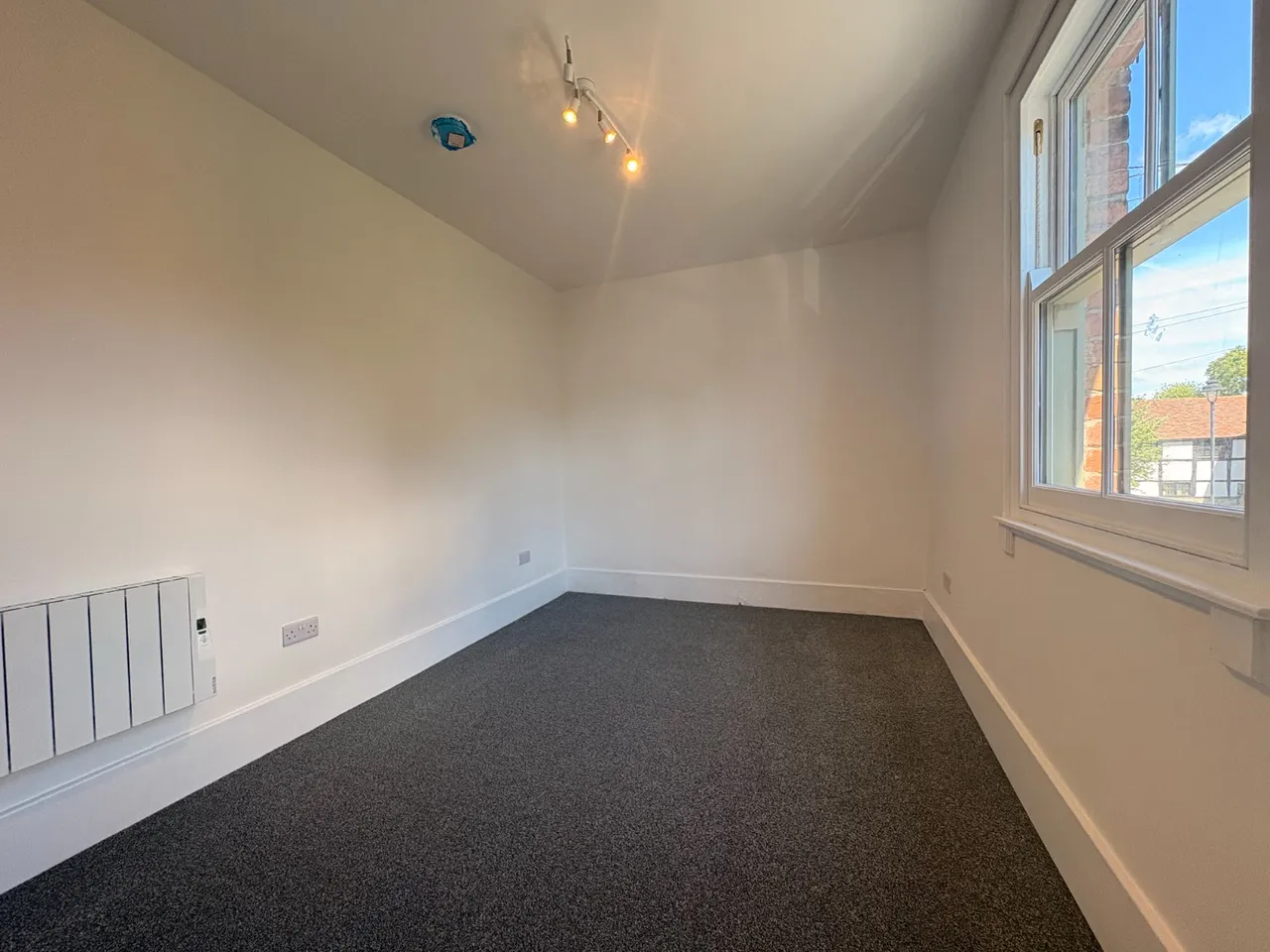 East Street, Pembridge, HR6, photo 9