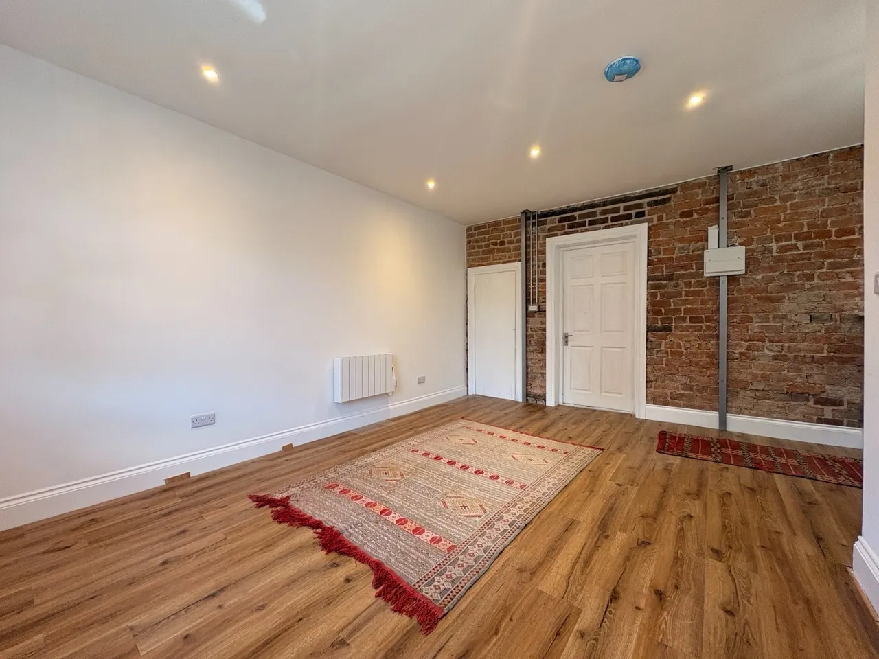 East Street, Pembridge, HR6, photo 3