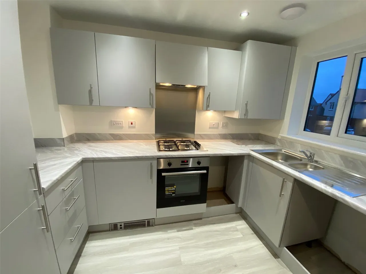 Dixon Close, Lichfield, WS14, photo 2