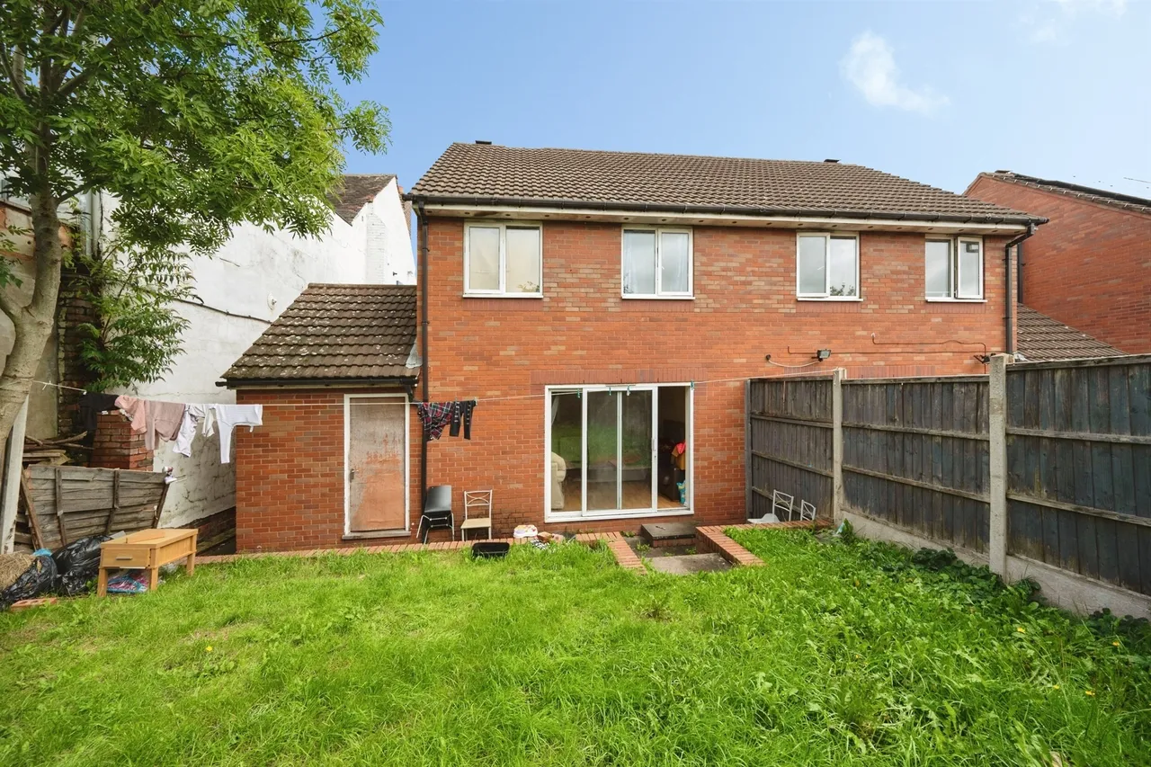 Hill Top, West Bromwich, photo 3