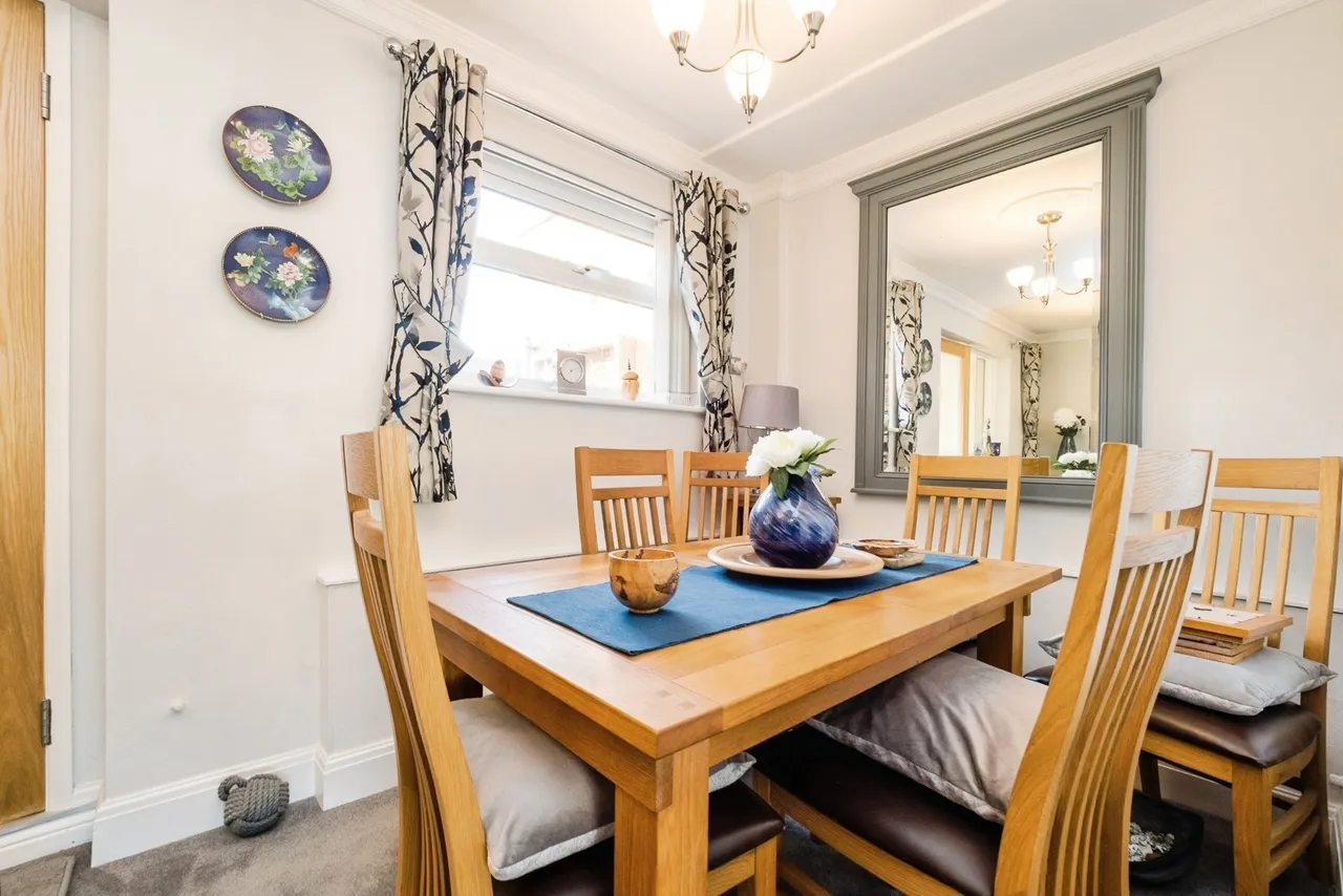 Nelson Road, Rainham, RM13, photo 15