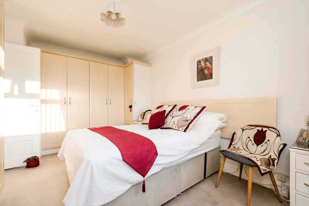 Nelson Road, Rainham, RM13, photo 10