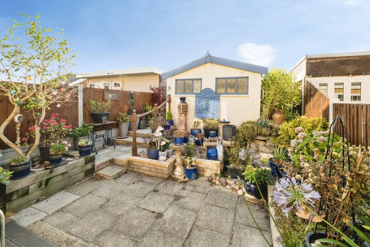 Nelson Road, Rainham, RM13, photo 6