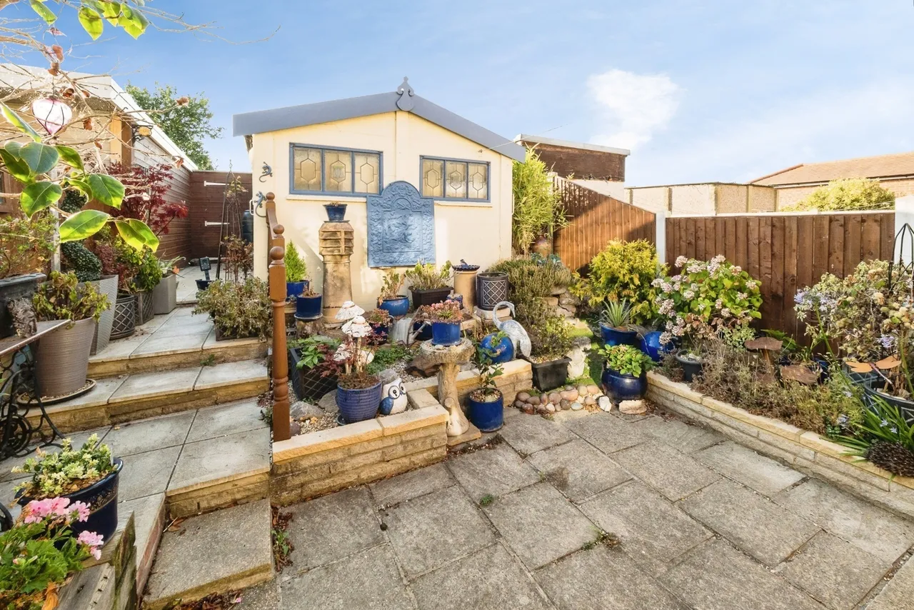 Nelson Road, Rainham, RM13, photo 20