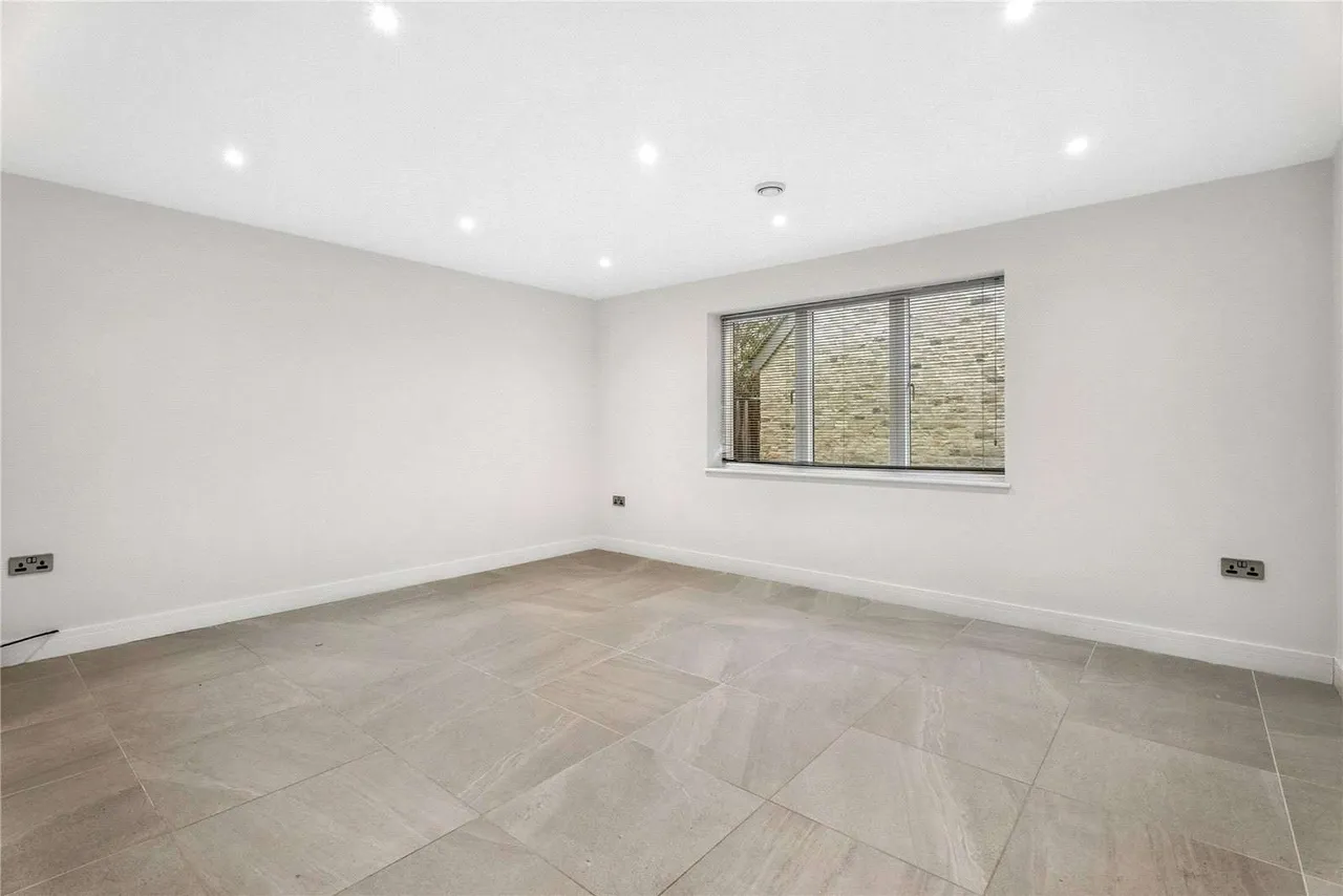Beggars Lane, Longworth, OX13, photo 22