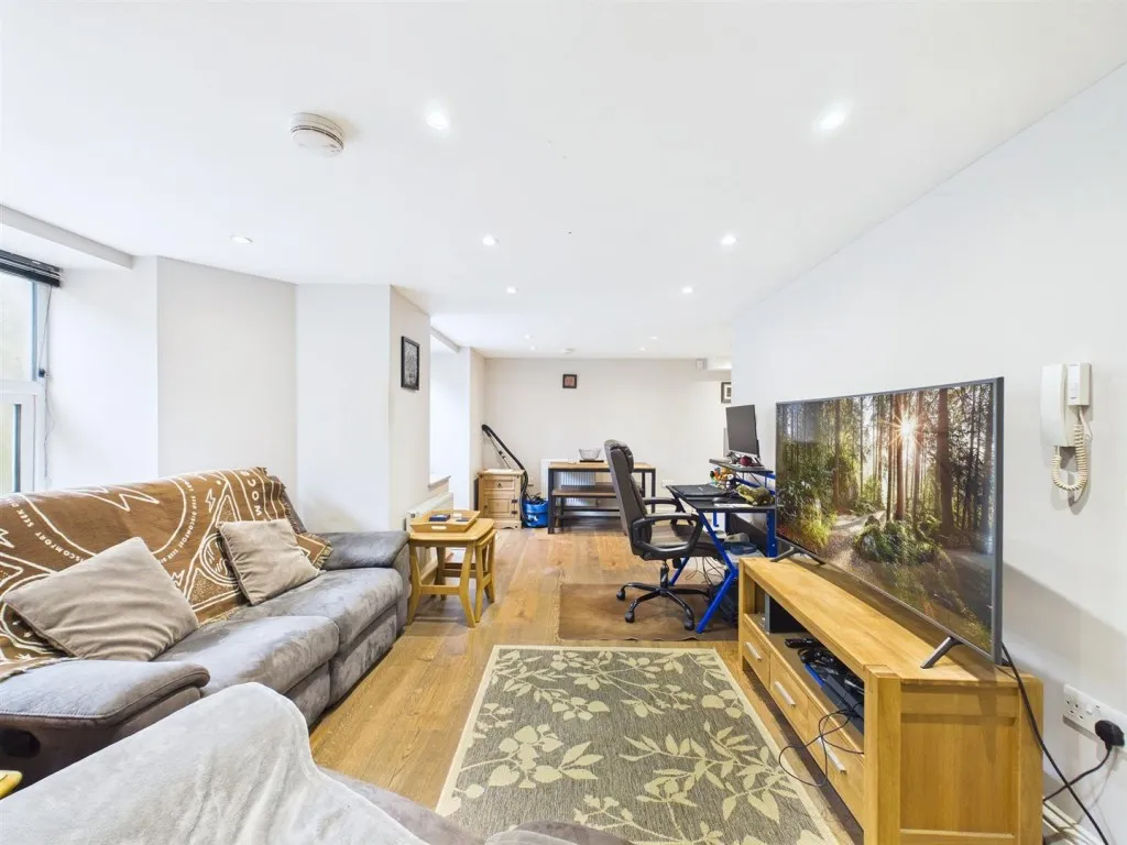 Flat 1, 29, Plough House, Bedminster Down Road, Bedminster, Bristol, BS13 7AB, photo 10