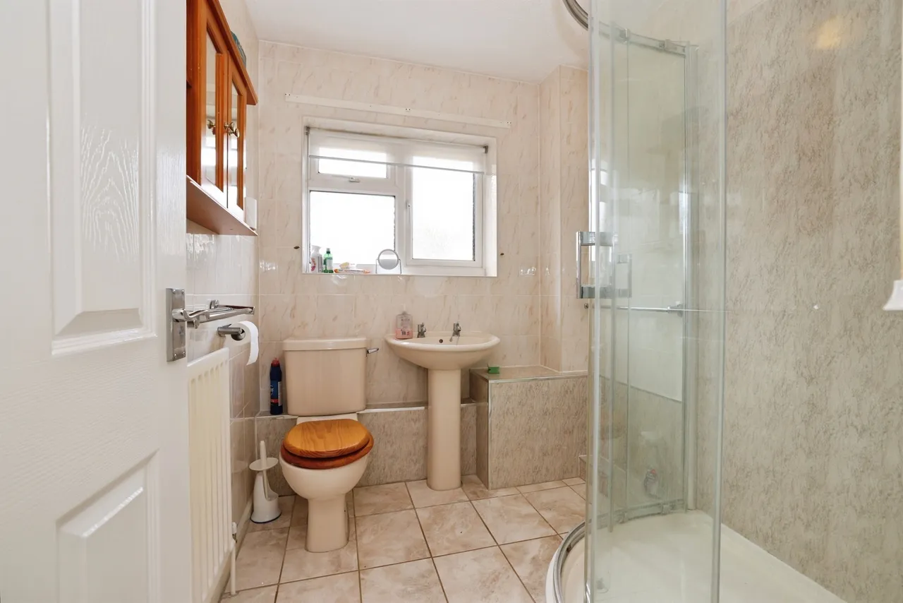 Ebor Paddock, Calne, SN11, photo 9