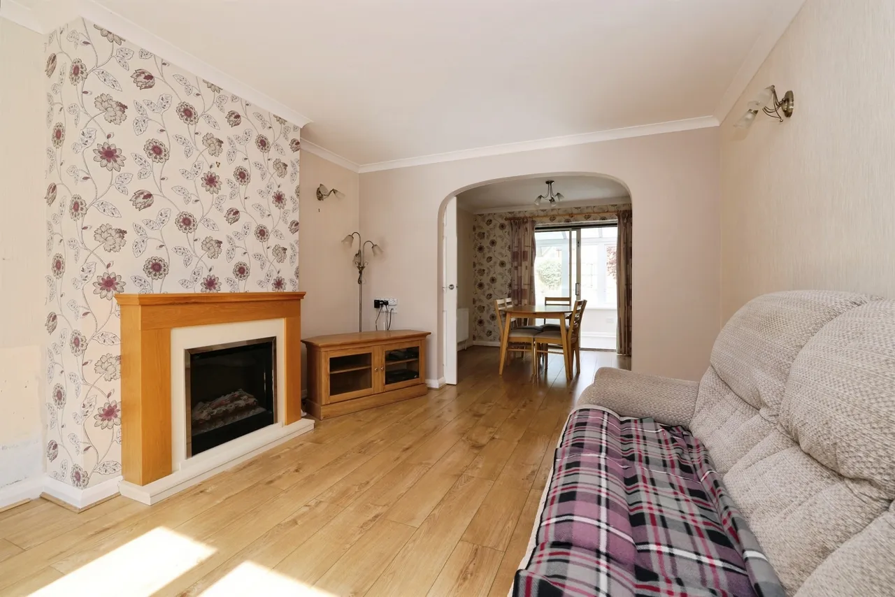 Ebor Paddock, Calne, SN11, photo 3