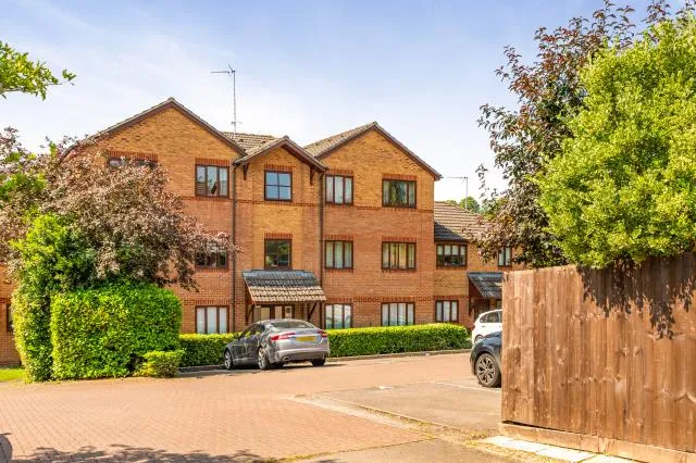 1 bed flat for sale, Parklands, Banbury, OX16