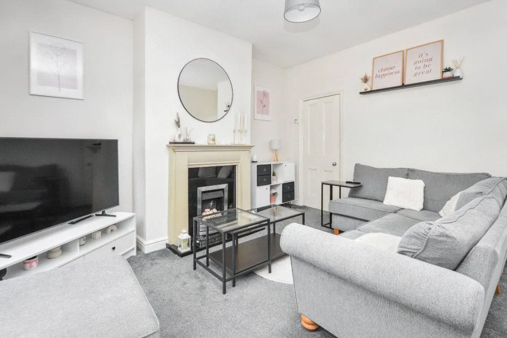 Manor Road, Ossett, WF5, photo 3