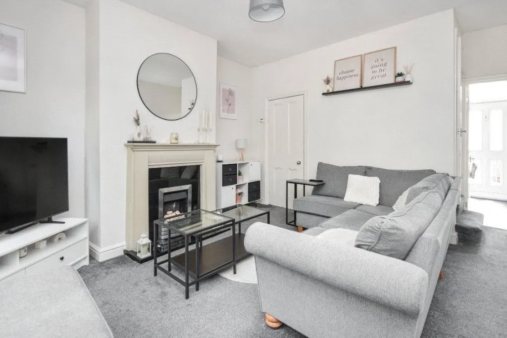 Manor Road, Ossett, WF5, photo 9
