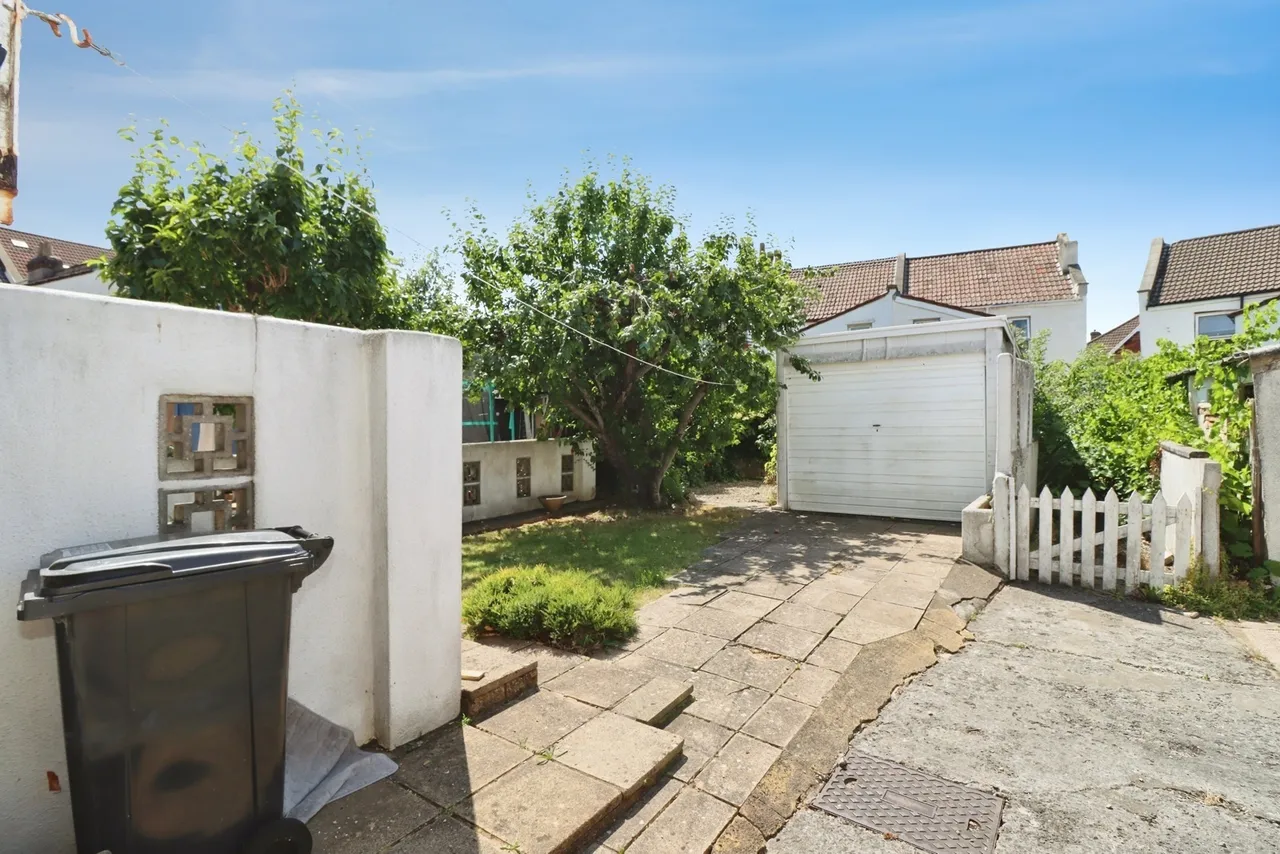 Guinea Lane, Bristol, BS16, photo 16