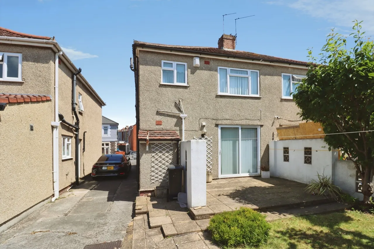 Guinea Lane, Bristol, BS16, photo 17